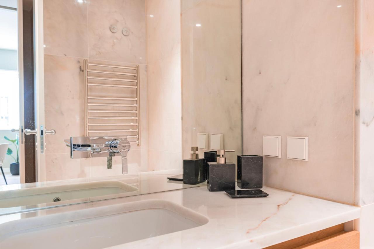 Liberdade Elegance W/Rooftop Pool By Lovelystay Lisboa Extérieur photo