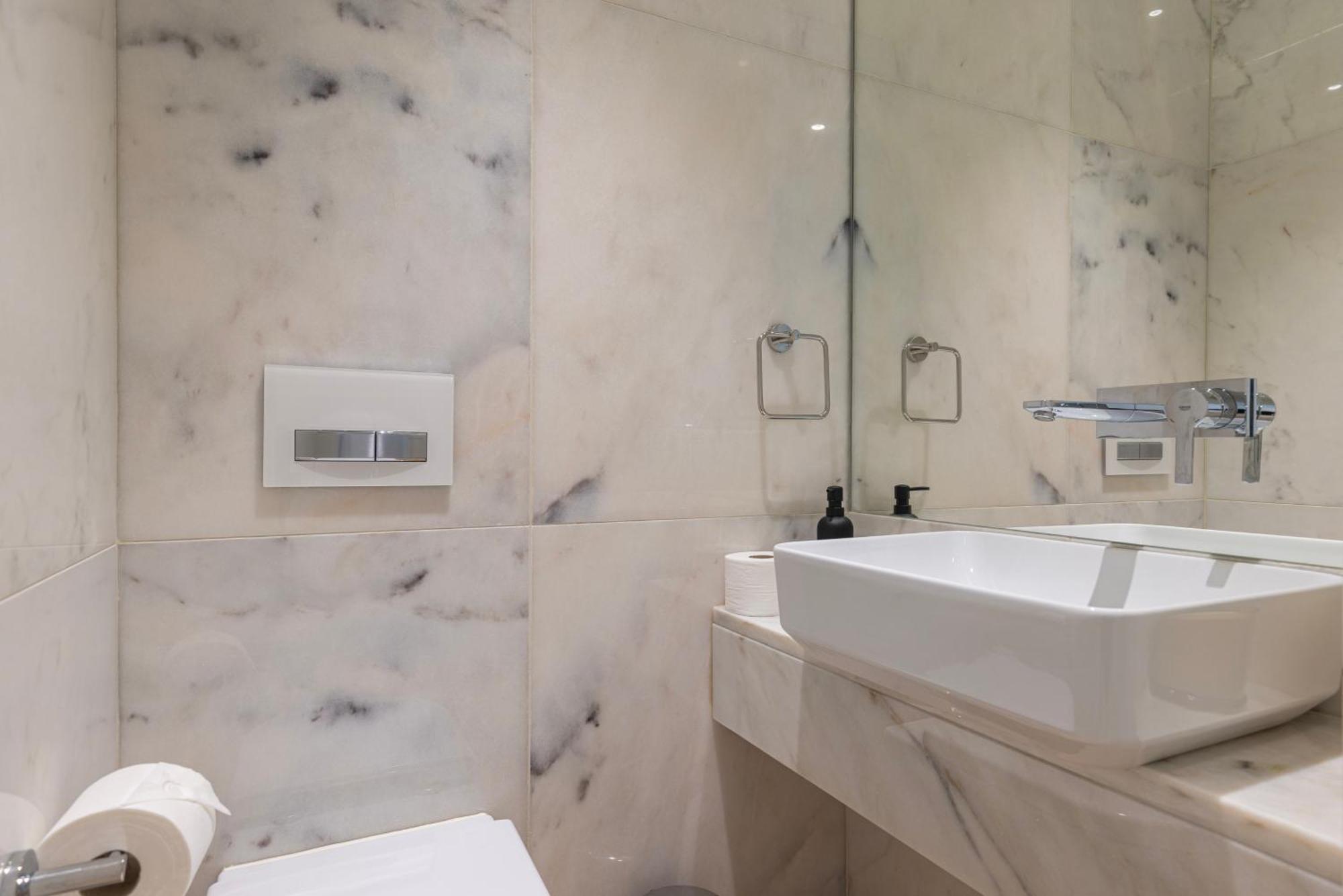 Liberdade Elegance W/Rooftop Pool By Lovelystay Lisboa Extérieur photo